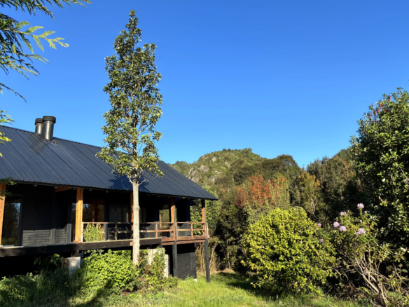 Casa de madera nativa en parcela de 2,55 ha en el sector Metri, Puerto Montt