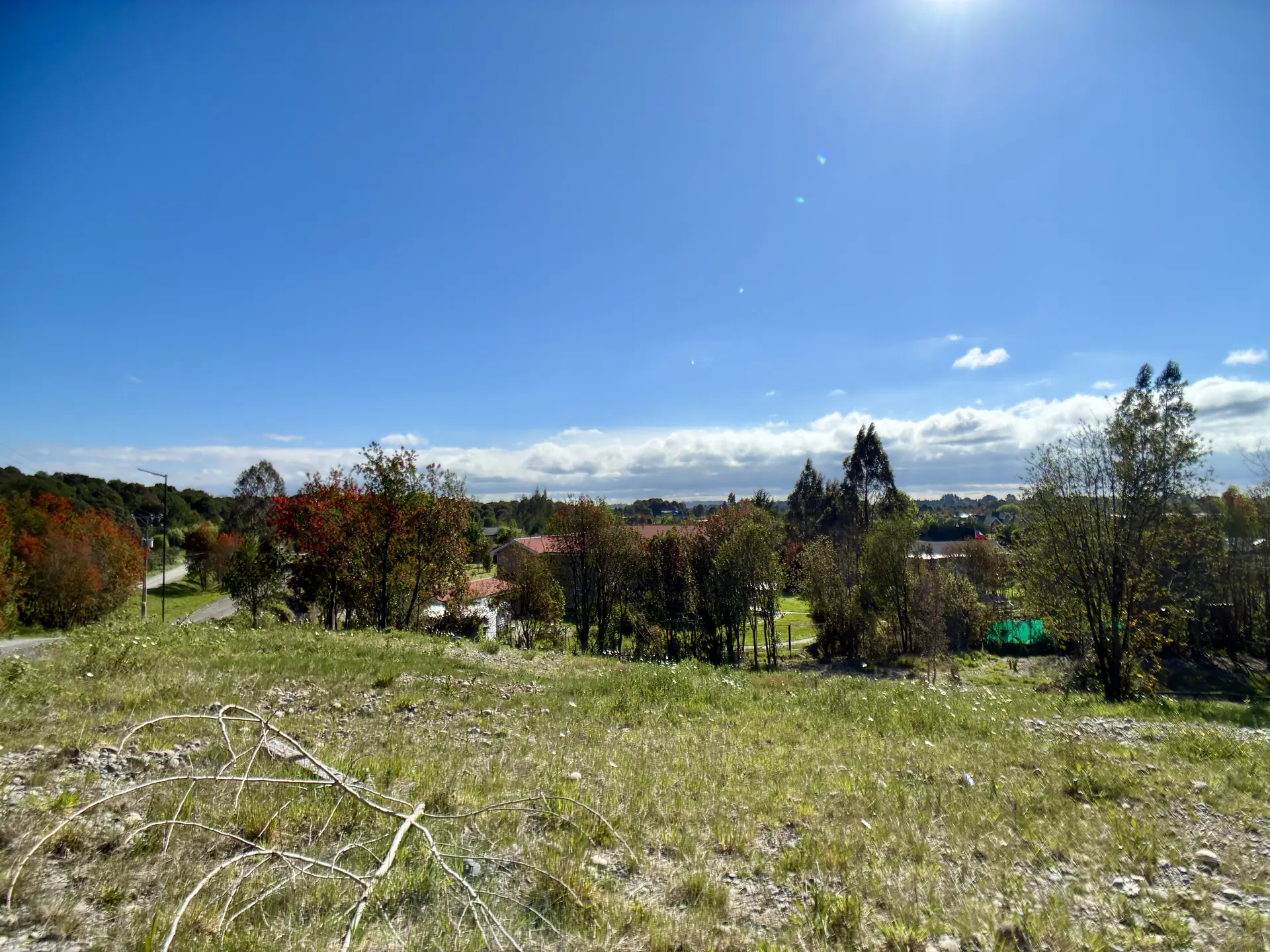 img-0212-1920 Parcela limpia de 5.225 m² junto al acceso de Los Troncos Milenarios, La Vara, Puerto Montt – foto 2
